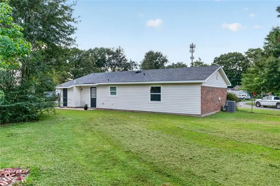 801 Trailwood Drive W, Mobile, AL 36608 - #3