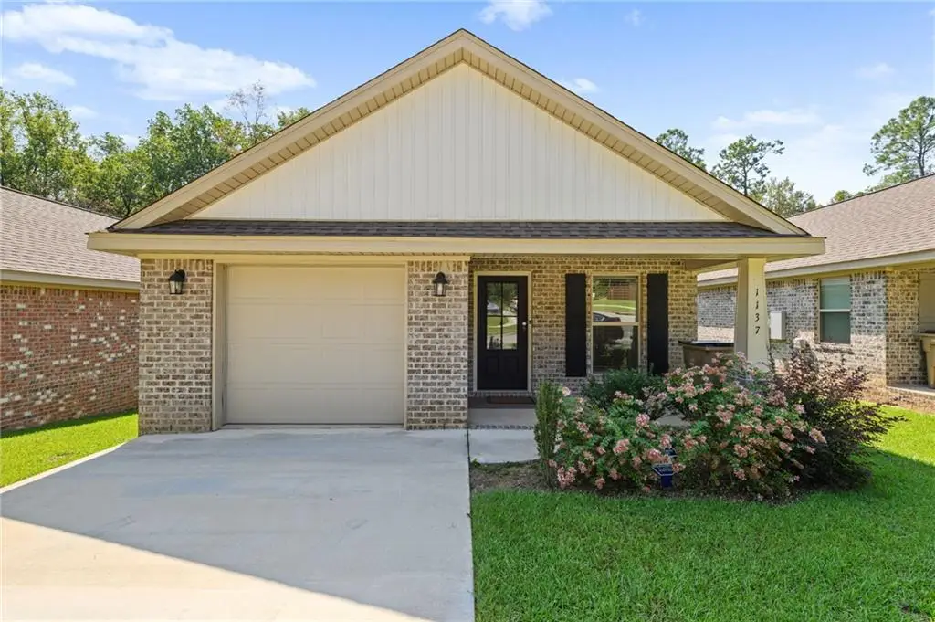 1137 Forest Glen Drive S, Mobile, AL 36618 - #1