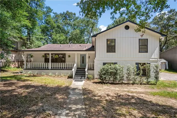 501 Lakeview Drive W, Mobile, AL 36695