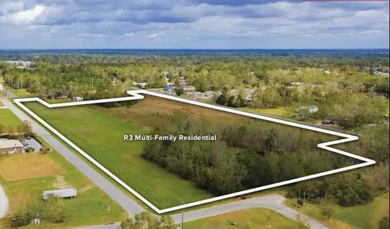 212 Michigan Avenue E, Foley, AL 36535 - #1