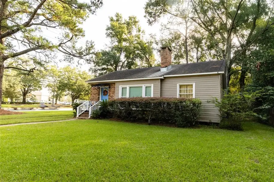 1 Sherwood Drive, Mobile, AL 36606 - #2