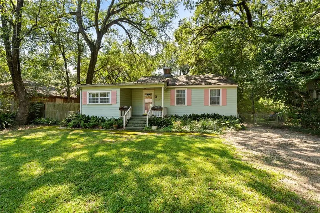 5105 Village Circle E, Mobile, AL 36608 - #1