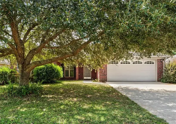 8889 Dawes Oak Drive, Theodore, AL 36582