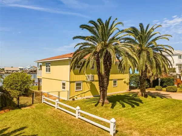 307 Quivira Street, Dauphin Island, AL 36528