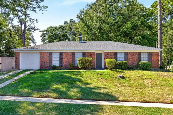 2322 Greenleaf Court, Mobile, AL 36693