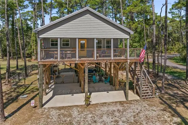 150 Narvaez Street, Dauphin Island, AL 36528