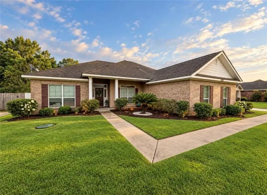 5637 Labrador Trail E, Theodore, AL 36582 - #2
