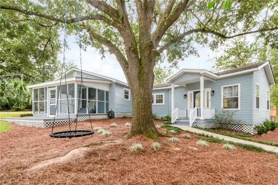 506 Church Street, Daphne, AL 36526 - #3