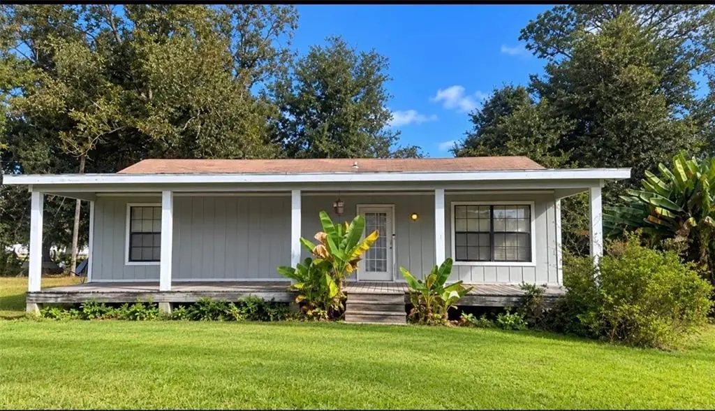 8845 Beverly Road Extension, Irvington, AL 36544 - #1