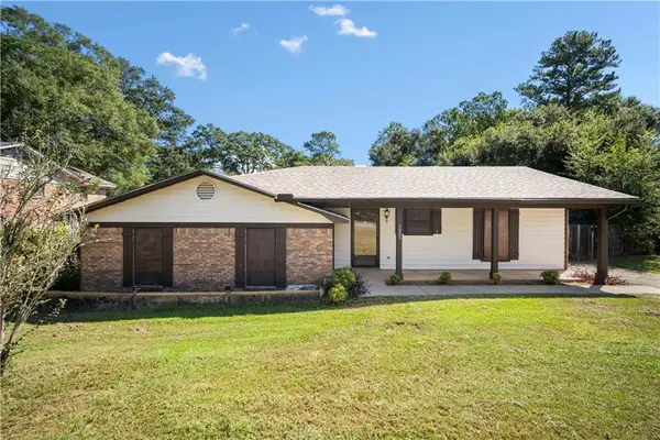 3009 Palomino Drive E, Mobile, AL 36693