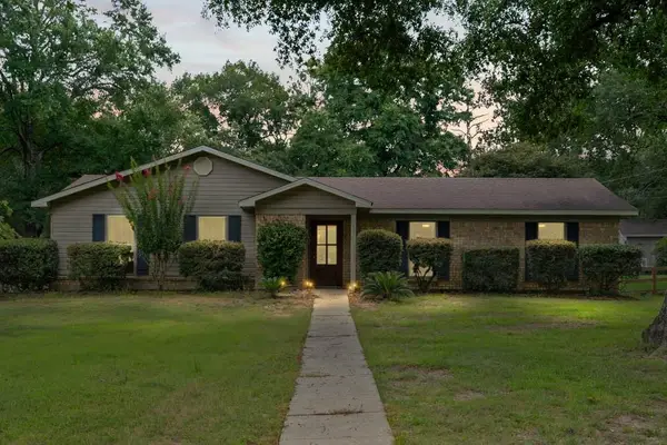 7410 Fir Drive, Saraland, AL 36571