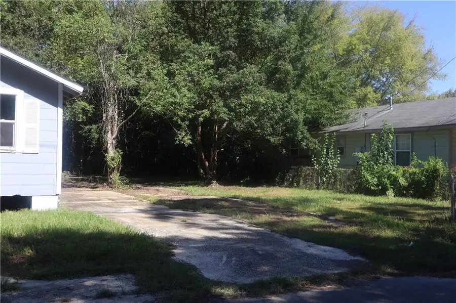 416 Garrison Avenue, Mobile, AL 36610 - #3