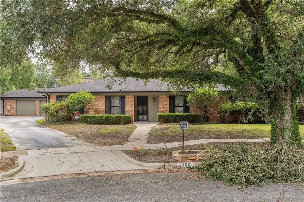 1366 Spring Valley Court, Mobile, AL 36693 - #1