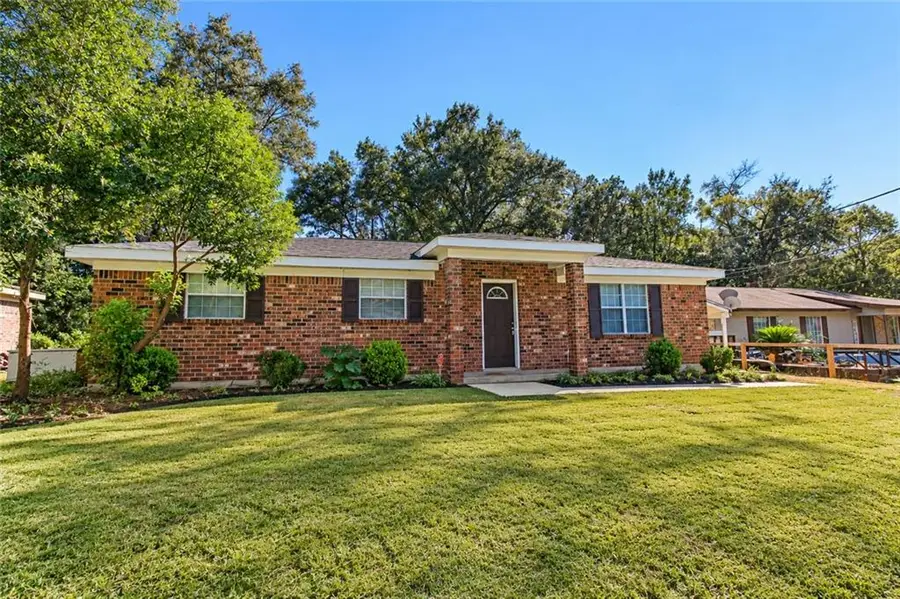 1909 Riverside Drive, Mobile, AL 36605 - #2