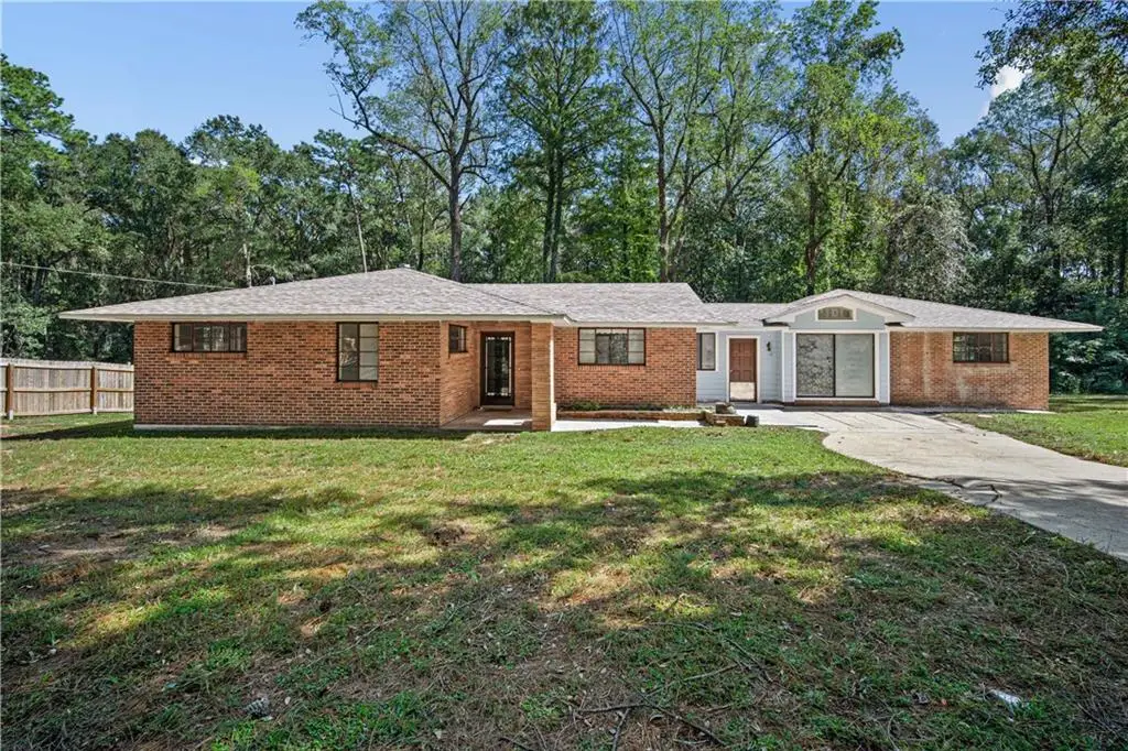 3321 Fairfield Road, Mobile, AL 36605 - #1