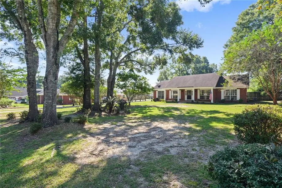 10541 Hunters Ridge Drive, Mobile, AL 36695 - #2