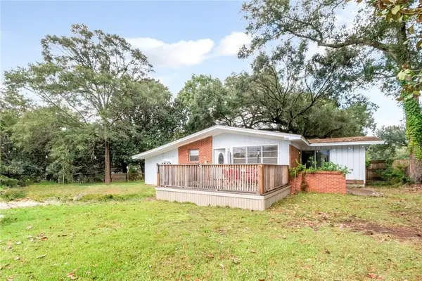 6716 Three Notch Road, Mobile, AL 36619
