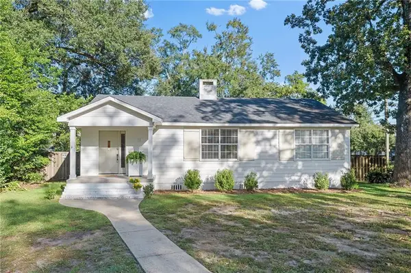 11 Rose Avenue, Mobile, AL 36608