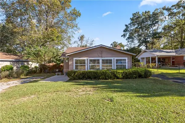 523 Gayfer Avenue, Fairhope, AL 36532