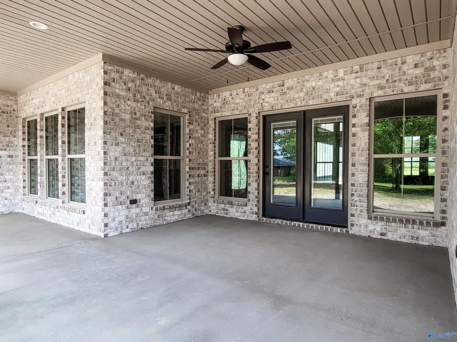 138 Deer Run Circle, Rogersville, AL 35652 - Image #3