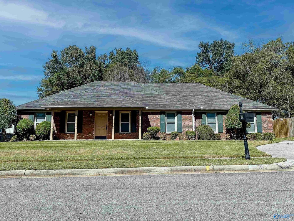 103 Clubhouse Lane, Madison, AL 35757 BHGRE