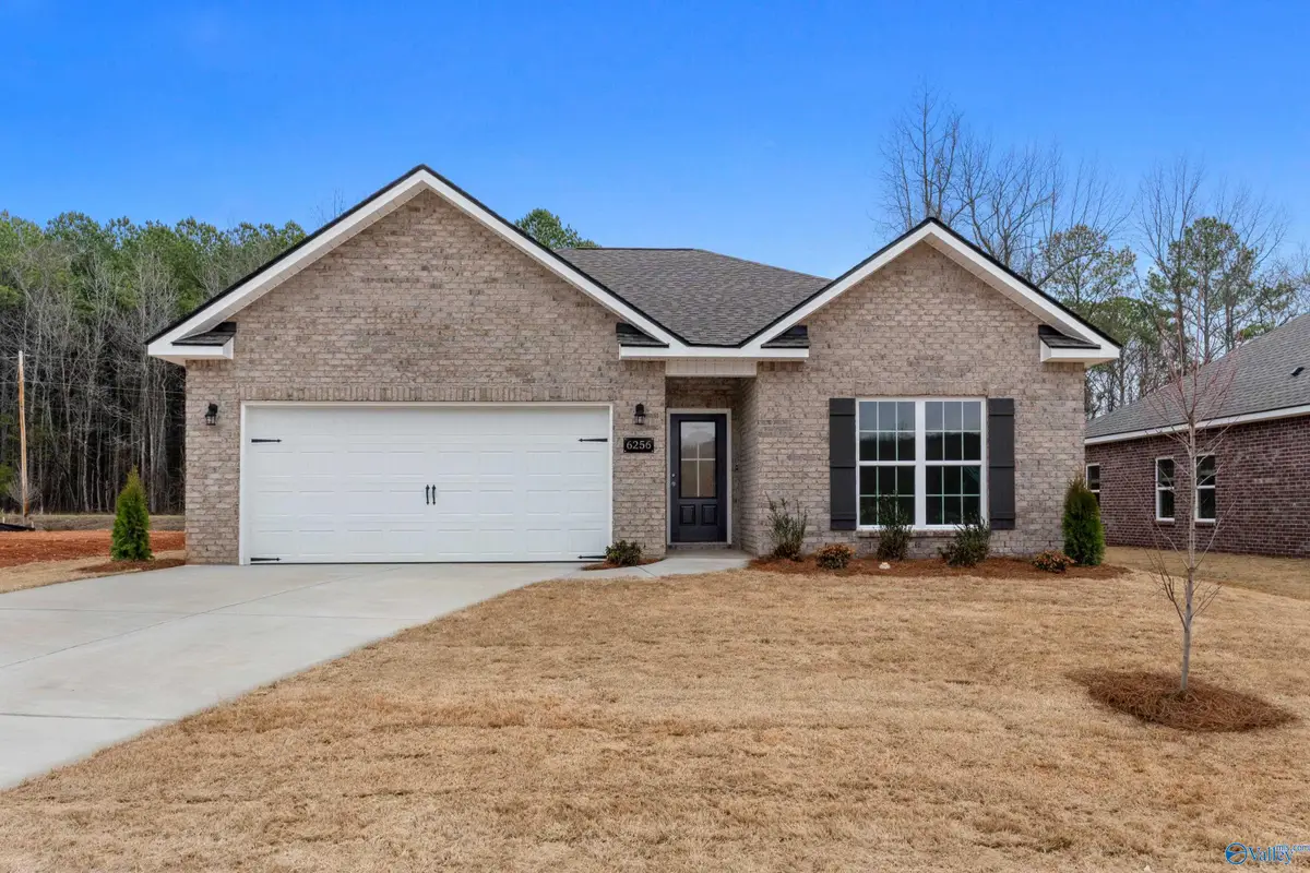 6256 Pisgah Drive Nw, Huntsville, AL 35810 - Image #1