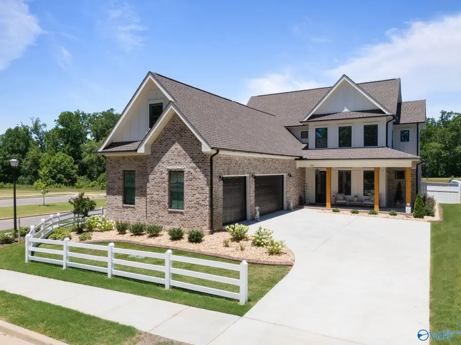 201 Farmhouse Drive, Madison, AL 35757 - Image #3