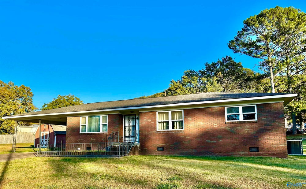 1203 Godfrey Avenue Ne, Fort Payne, AL 35967 BHGRE