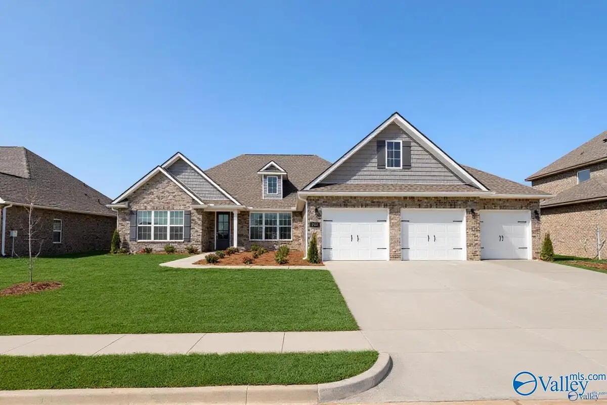 205 Kendall Farms Boulevard, Toney, AL 35773 - Image #1