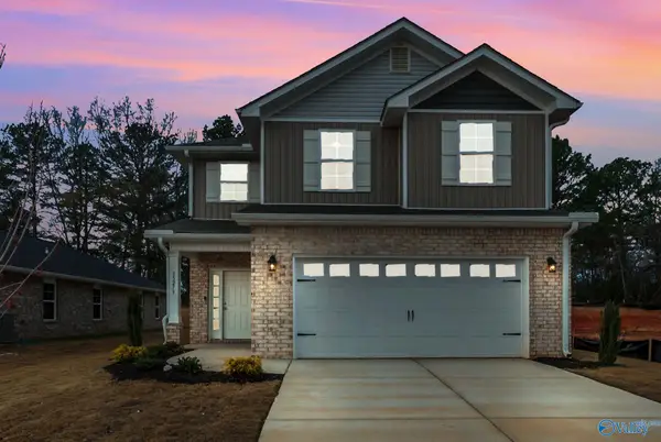 15279 Lapwing Cove, Athens, AL 35611