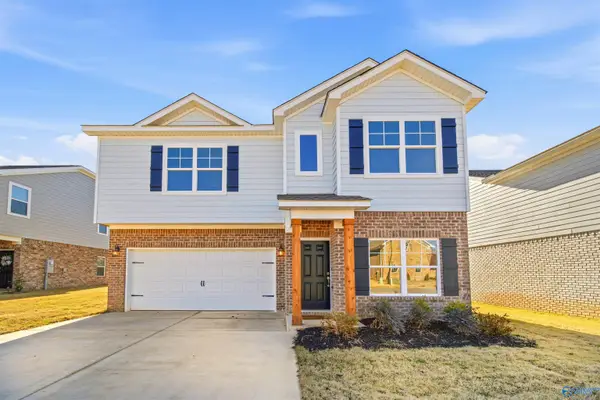 336 Summit Lakes Drive, Athens, AL 35613