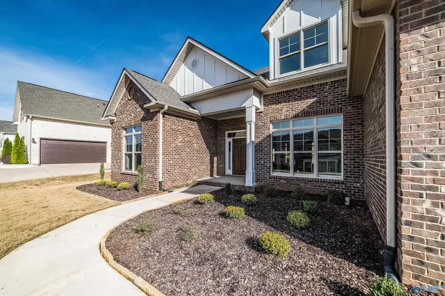 9117 Wagon Pass Way, Owens Cross Roads, AL 35763 - Image #3