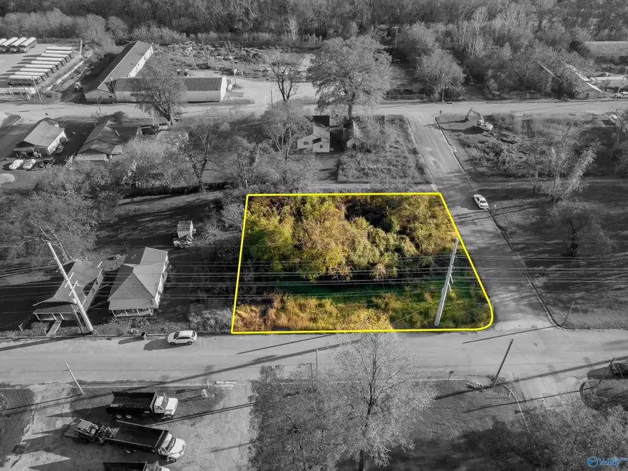 0.32 acres Park Street, Florence, AL 35630 - Image #3