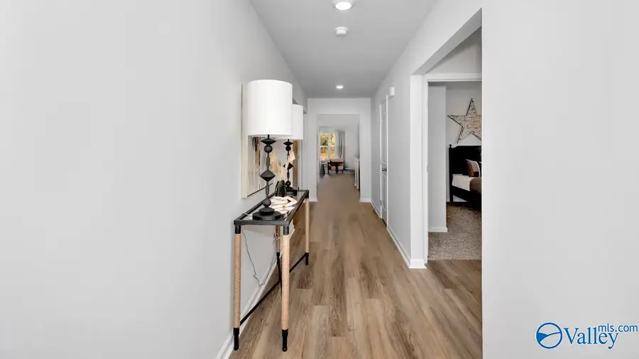 9907 Sequoyah Cove Drive Se, Owens Cross Roads, AL 35763 - Image #3