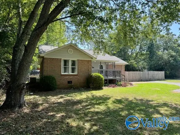 1439 Carter Grove Road, Hazel Green, AL 35750