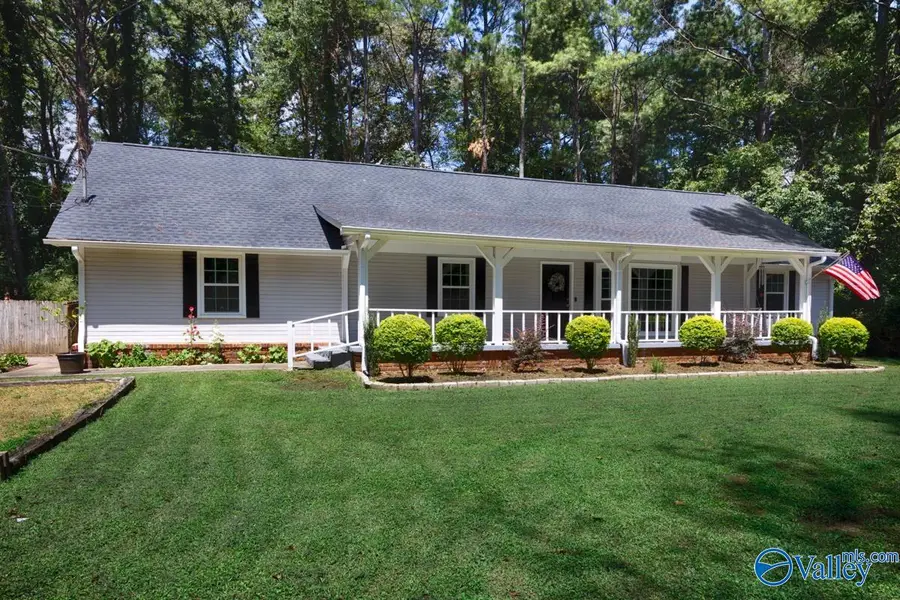 111 Lo Ann Lane, Huntsville, AL 35811 - Image #2