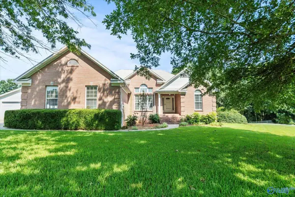 23985 E Clearmont Drive, Elkmont, AL 35620