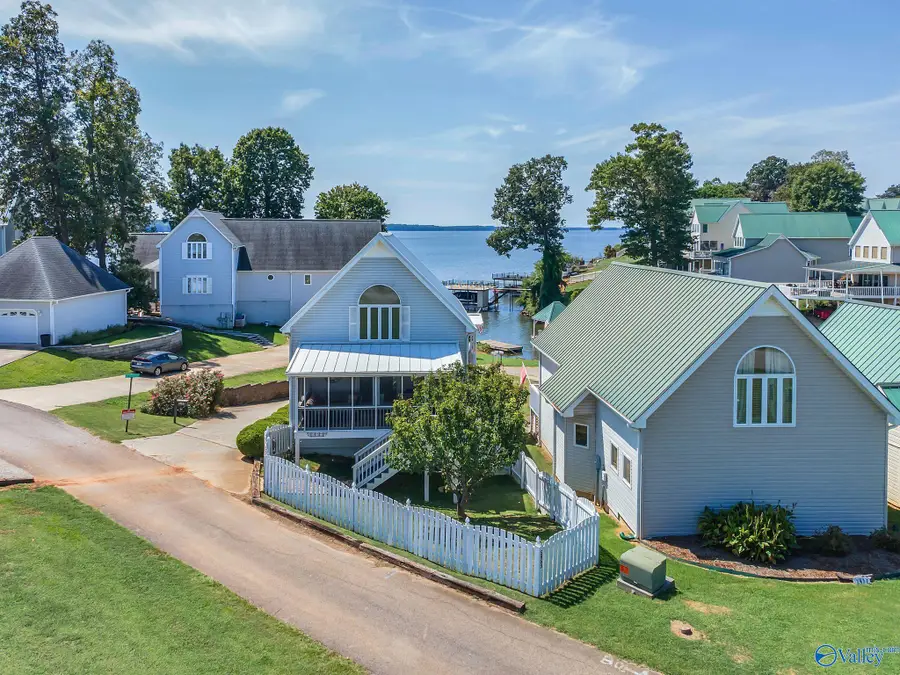 5863 Bay Hill Village Way, Athens, AL 35611 - Image #2