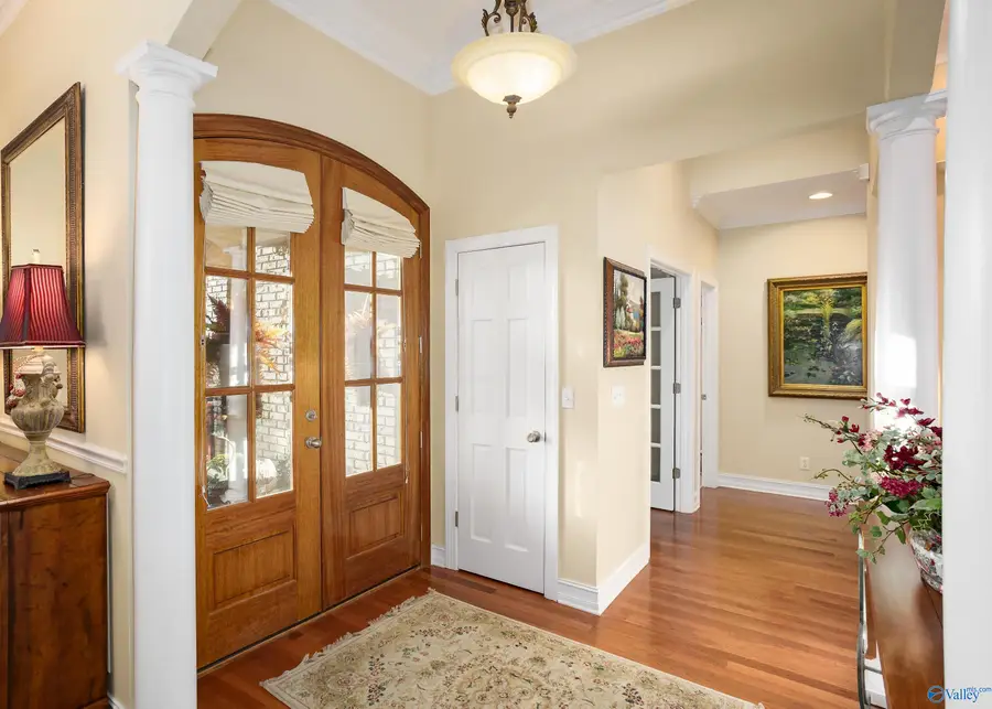 282 Plantation Springs Drive, Florence, AL 35630 - Image #3