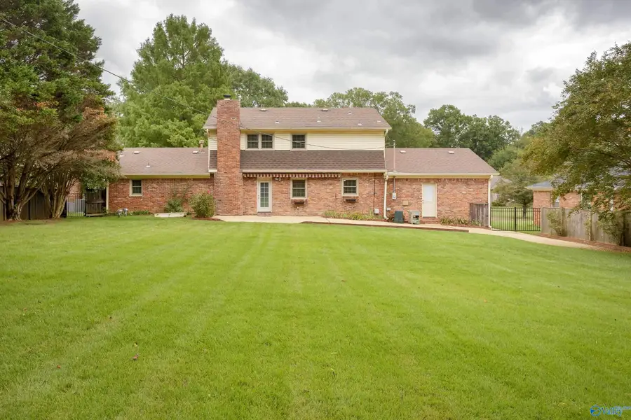 413 Russell Street, Florence, AL 35633 - Image #2