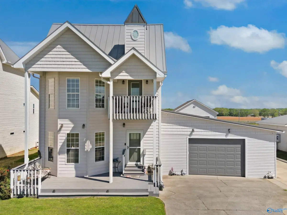 5345 Bay Village Drive, Athens, AL 35611 - Image #1