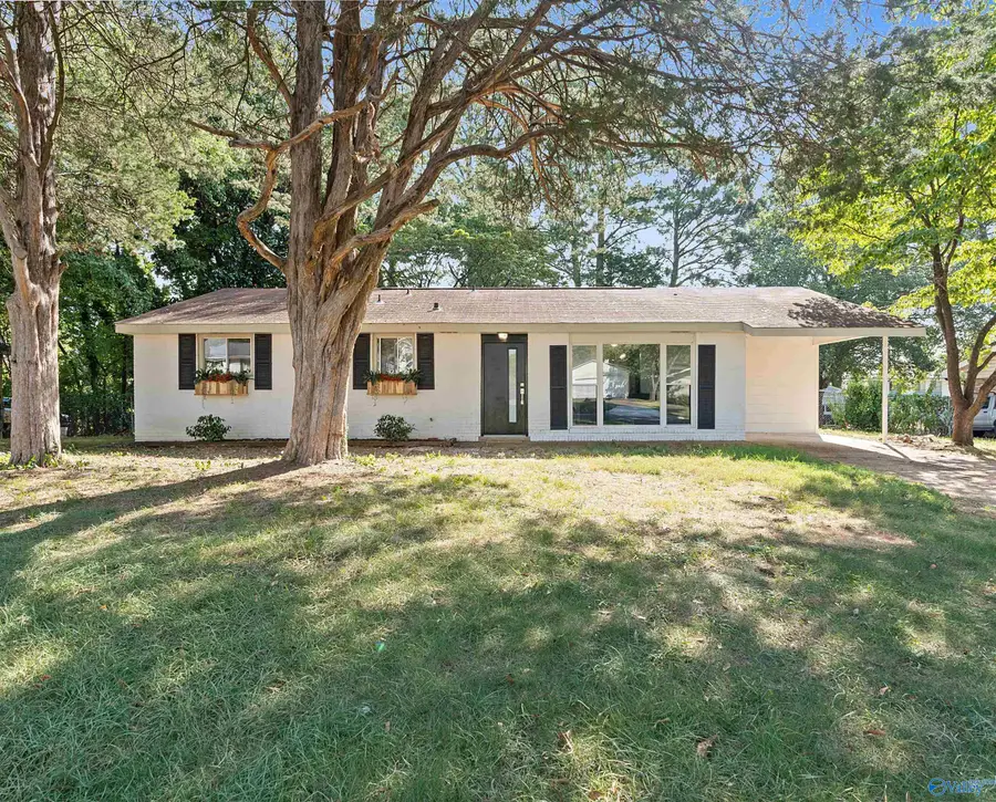 308 Harolds Drive Nw, Huntsville, AL 35806 - #2