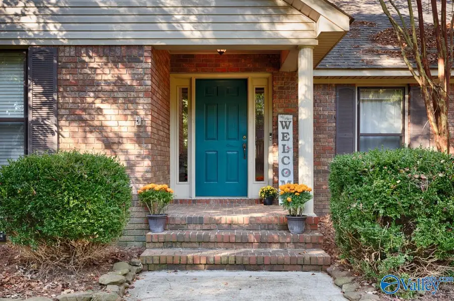 404 Cloverleaf Drive, Athens, AL 35611 - Image #3