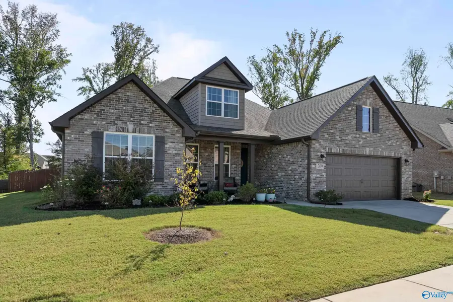 209 Dustin Lane Nw, Madison, AL 35757 - Image #2
