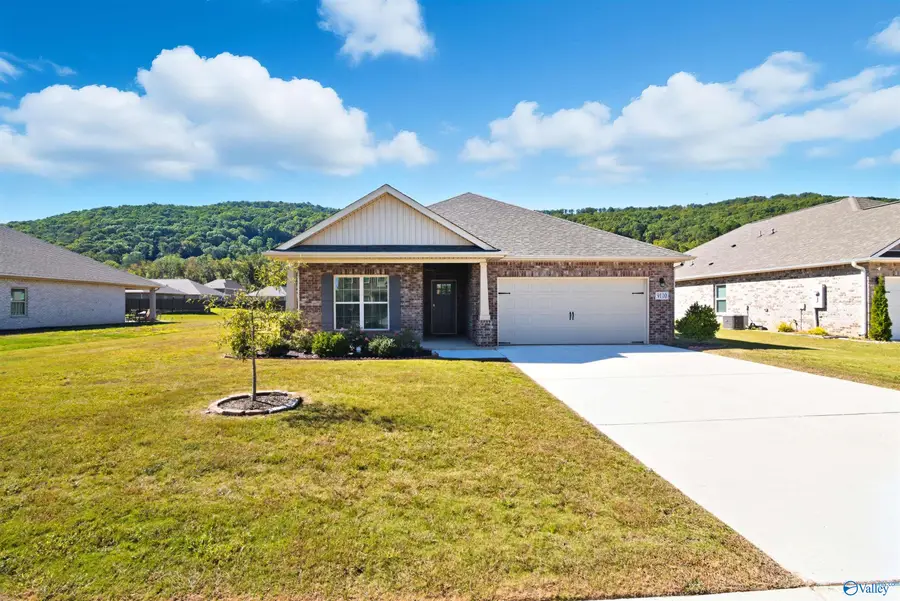 9110 Monteagle Boulevard, Owens Cross Roads, AL 35763 - Image #2