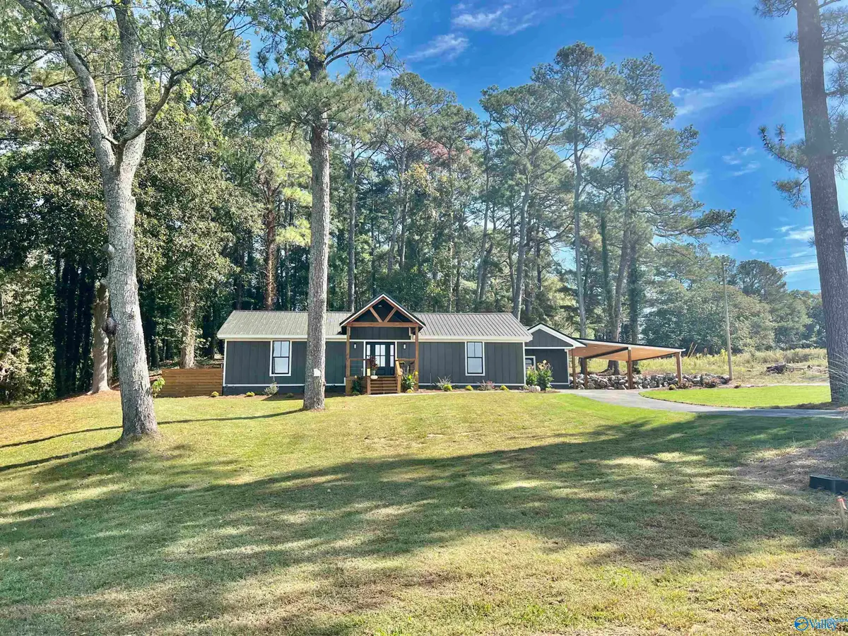 307 Ray Street, Centre, AL 35960 - Image #1