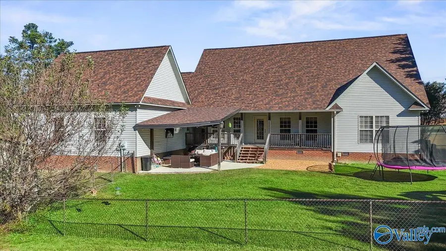 251 Berkshire Lane, Albertville, AL 35950 - Image #2