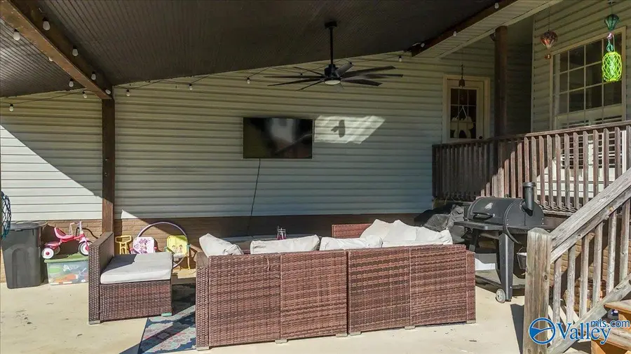 251 Berkshire Lane, Albertville, AL 35950 - Image #3