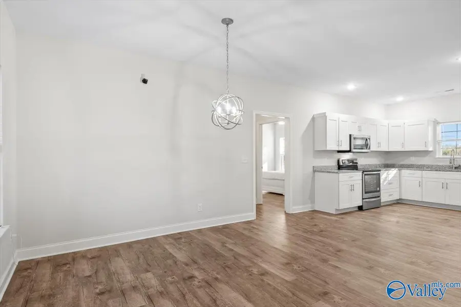 314 Creekside Drive, Albertville, AL 35950 - #3