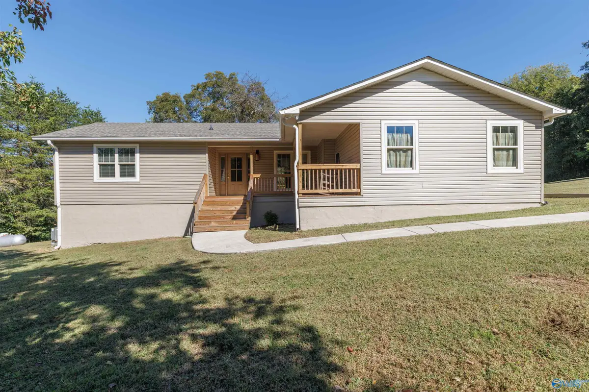 133 Deerhaven Circle, Gurley, AL 35748 - Image #1